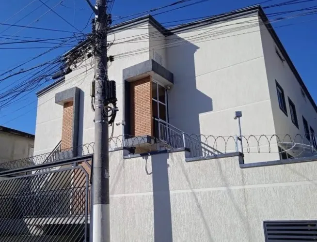 Casa no condomínio Residencial Iraci para locação com 2 quartos, 49m²