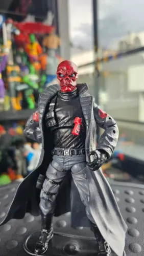 Marvel Legends Caveira Vermelha