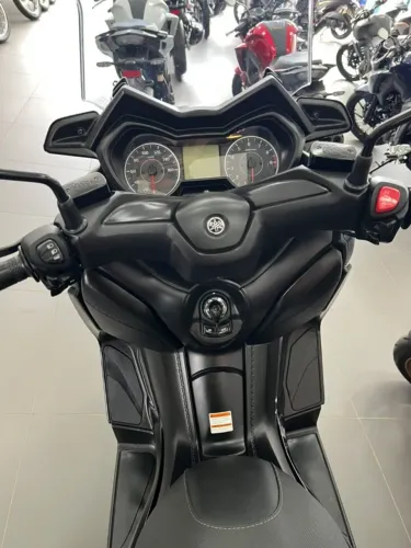 Yamaha XMax 250 ABS 2024 - R$ 28.500,00
