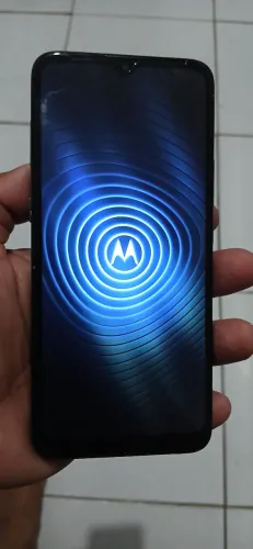 Vendo ou troco, celular moto e7, em ótimas condições.