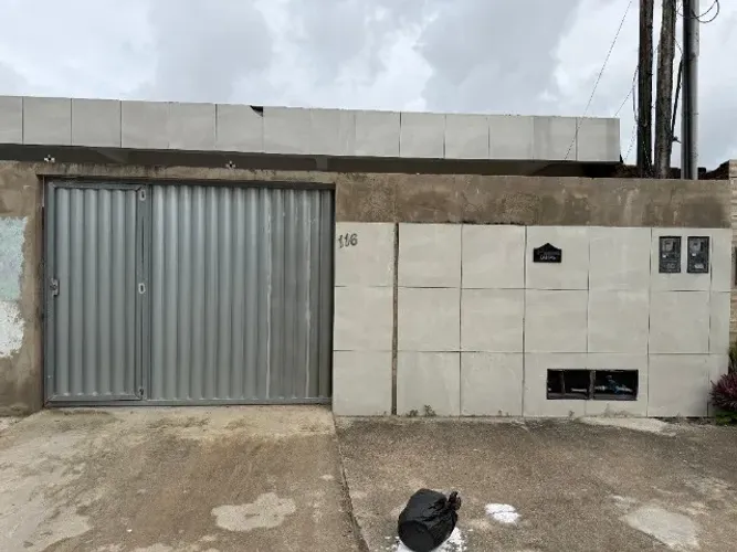 Alugo Casa no Eustáquio Gomes
