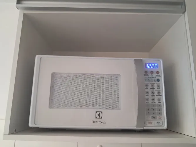 Venda de microondas excelente
