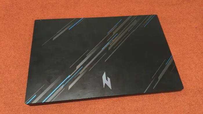 Acer Nitro V15 (i5 / RTX 2050) - Com Defeito na Placa / Não Liga