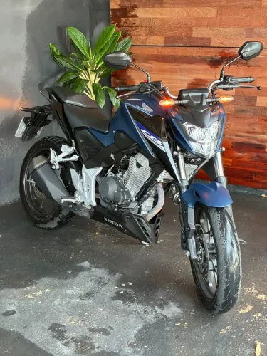 Honda CB300F 2025 ABS