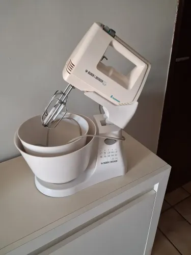 Batedeira de bolo Black Decker