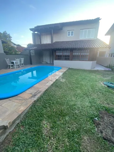 Casa Completa com Piscina, Salão de Festas e Vista para o Guaíba