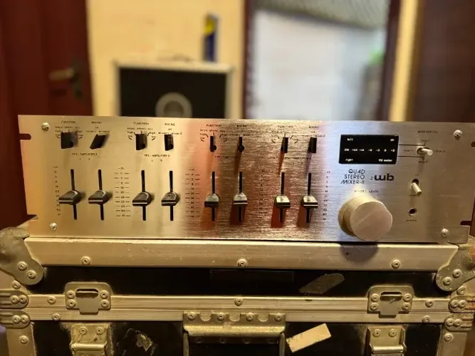 MIXER WB QUAD
