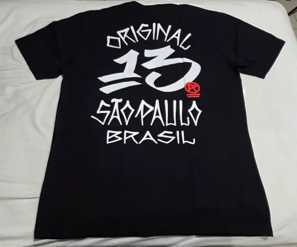 Camiseta 13