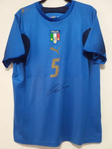 Camisa Itália Campeã Copa Mundo 2006 #5 Cannavaro Autografada Certificada