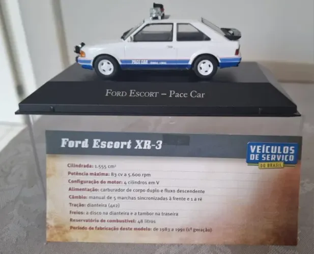 Miniatura Ford Escort XR3 para colecionador com valor de prateleira só 130 reais
