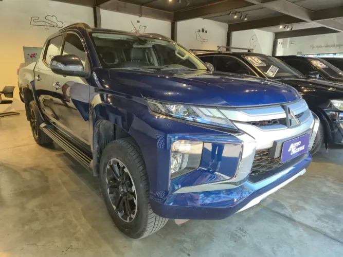 Mitsubishi TRITON HPE 2.4 CD 4X4 TB Diesel Aut. 2024