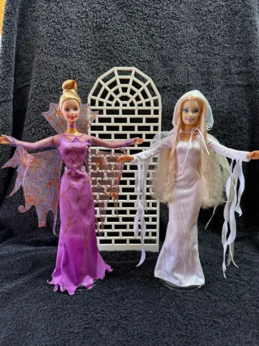 Barbie Haloween (Duas Bonecas)