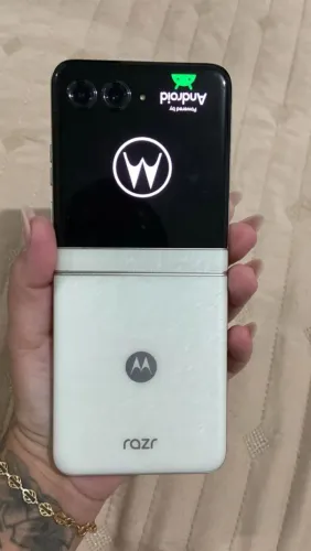 Motorola Razs 60 dobrável