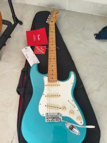 Guitarra fender player ll