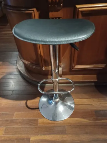 3 Banquetas Giratórias Pretas 80 Cm Prateadas