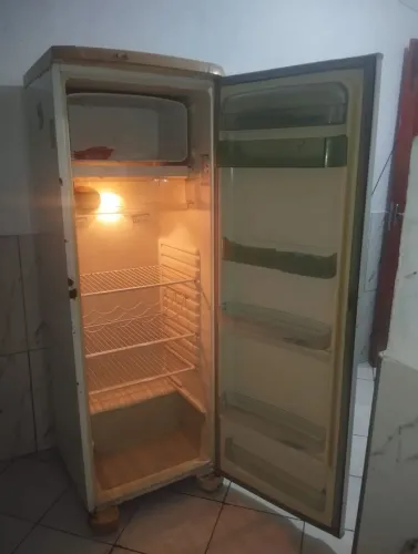 Geladeira Electrolux