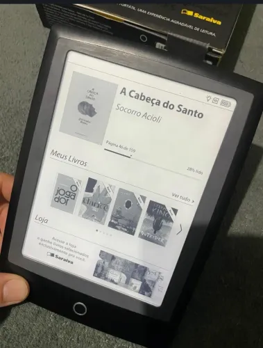 E-reader Saraiva Lev Neo com Iluminação | Tela E-Ink | Pouco Usado + Caixa + Case Brinde