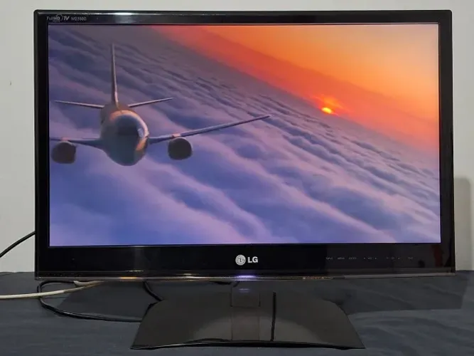 TV / Monitor LED LG M2350D HD Ready 1080P de 23", Digital, 2 x HDMI, 1920x1080