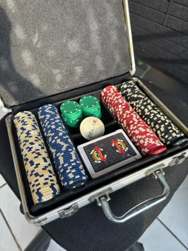 Maleta poker