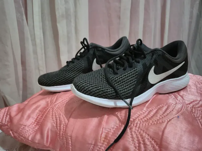 Tenis nike