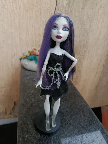 Monster high Spectra