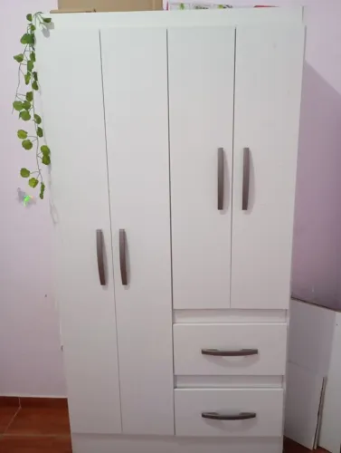Guarda roupa de bebê