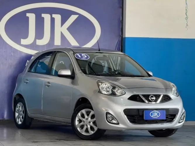 Nissan March SV 1.6 16V Flex Fuel 2015