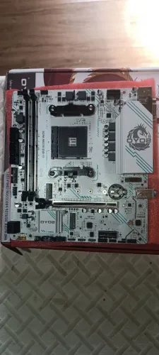 Placa mãe B550M SOYO BRANCA PCIE 4.0 Am4