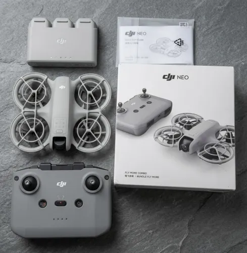 Drone DJI Neo Fly More Combo