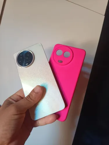 Vendo celular realme 11 256 GB 16 de ram