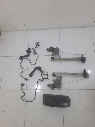 Kit vidro eletrico traseiro peugeot 207