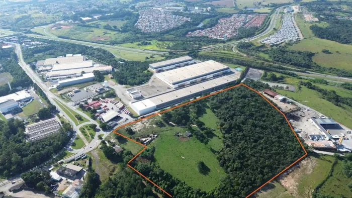 30.000m² Industriais na Av. Jerome Case  Trevo de Aparecidinha/Castelinho