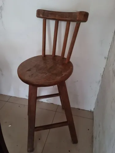 Banquete de madeira
