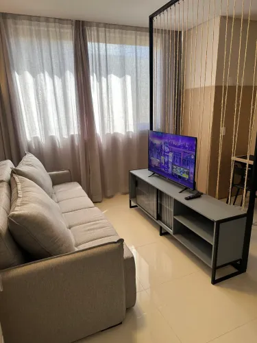 Alugo flat mobiliado praia Mariscal de março a dezembro 