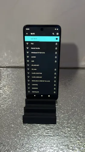 Motorola E32