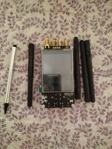 ESP 32 div