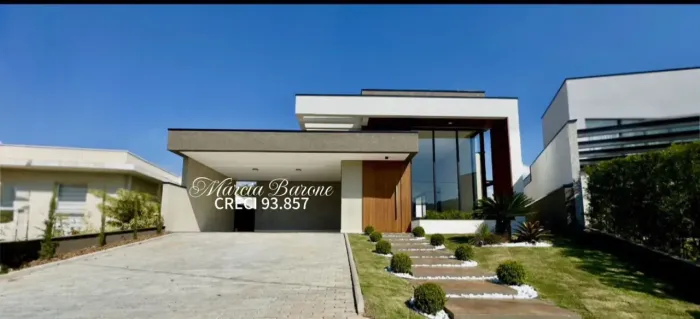 Casa térrea á venda no Condomínio Terras de Atibaia II, alto padrão de acabamento