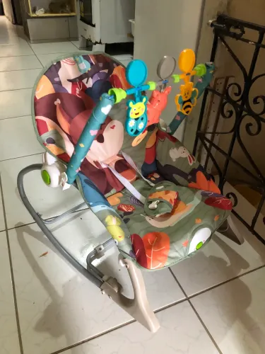 Cadeira de balanço para bebê