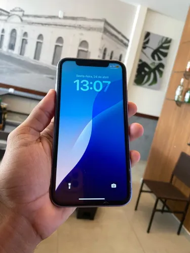 Troco iPhone 11 em Android