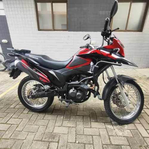 Vendo XRE 190 2022