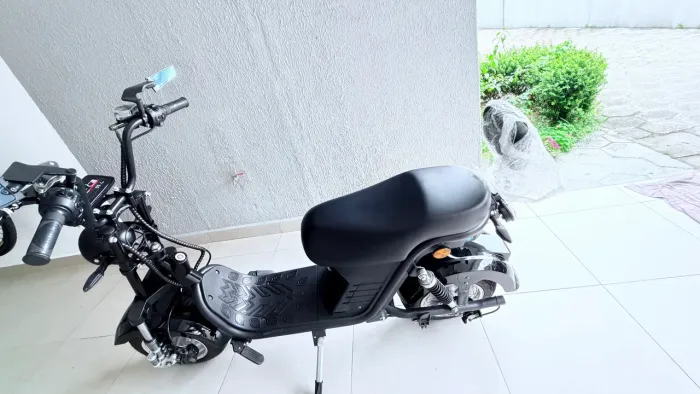 Scooter elétrica X12 2026