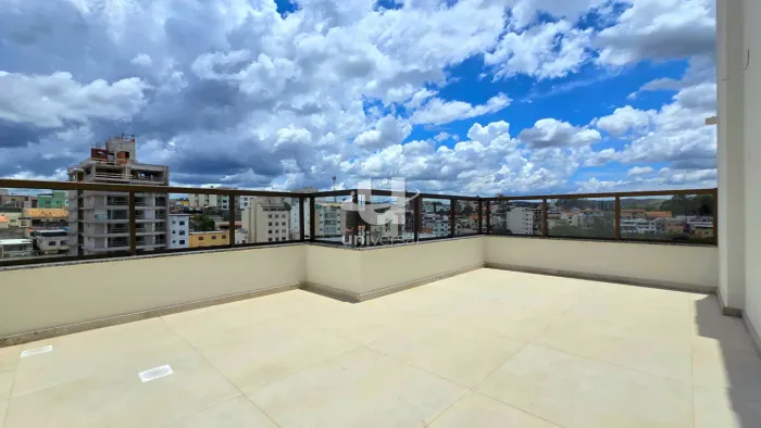 Cobertura com 4 qurtos à venda, 141 m² por R$ 1.429.000 - Jardim Glória - Juiz de Fora/MG