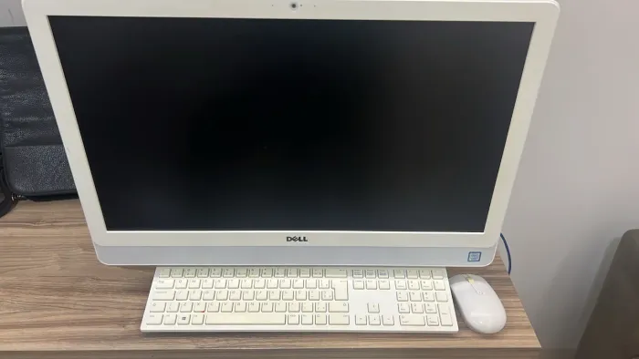 Dell All-in-One Core i5 | 16GB RAM + SSD Patriot | Máquina Rápida (Detalhe na Tela)