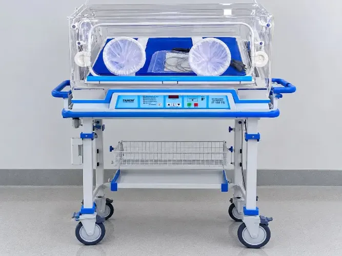 Incubadora de Transporte Neonatal FANEM IT 158 TS