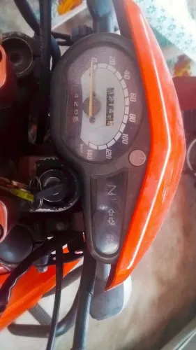 Vendo moto muito boa, pronta pra uso.