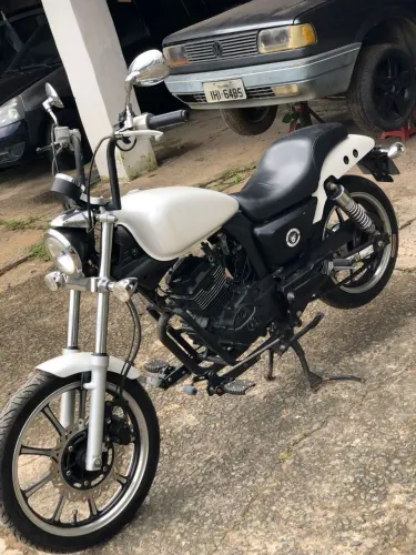 Horizon 150 customizada 