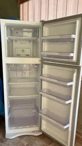 GELADEIRA ELECTROLUX