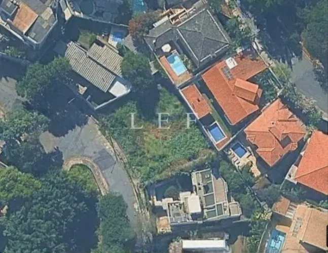 R Tarubá, Alto de Pinheiros