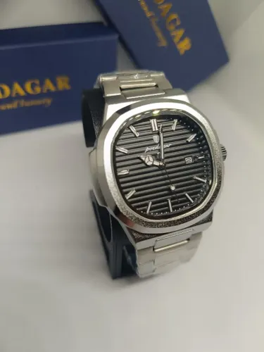 Vendo Lindo Relógio 