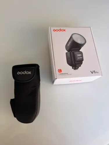 Flash Godox V1 pro